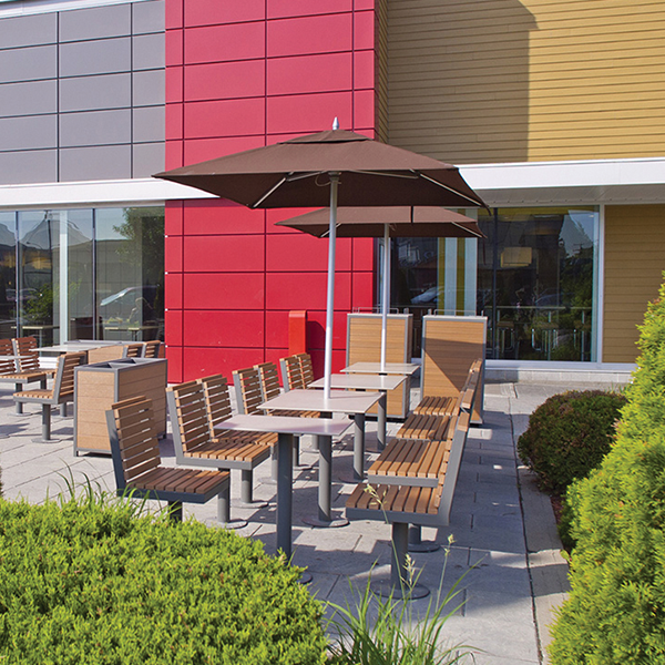 Exterior Restaurant Installation - Custom Dining Furniture Exterior Restaurant Installation - Custom Dining Furniture