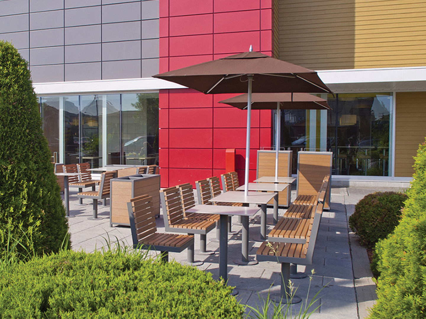 Exterior Restaurant Installation - Custom Dining Furniture - Exterior Restaurant Design - Custom Furniture