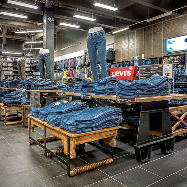 Custom Retail Furniture Mark's Store Design - Custom Retail Furniture - Fashion Display Tables