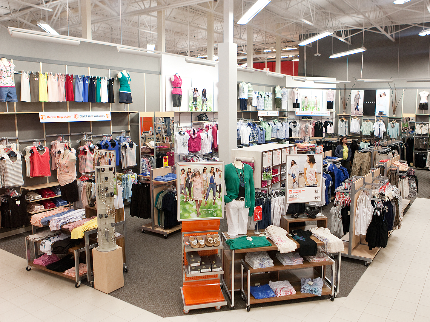 Mark's Store Design - Visual Merchandising - Custom Retail Furniture - Retail Display Tables - Retail Fixtures