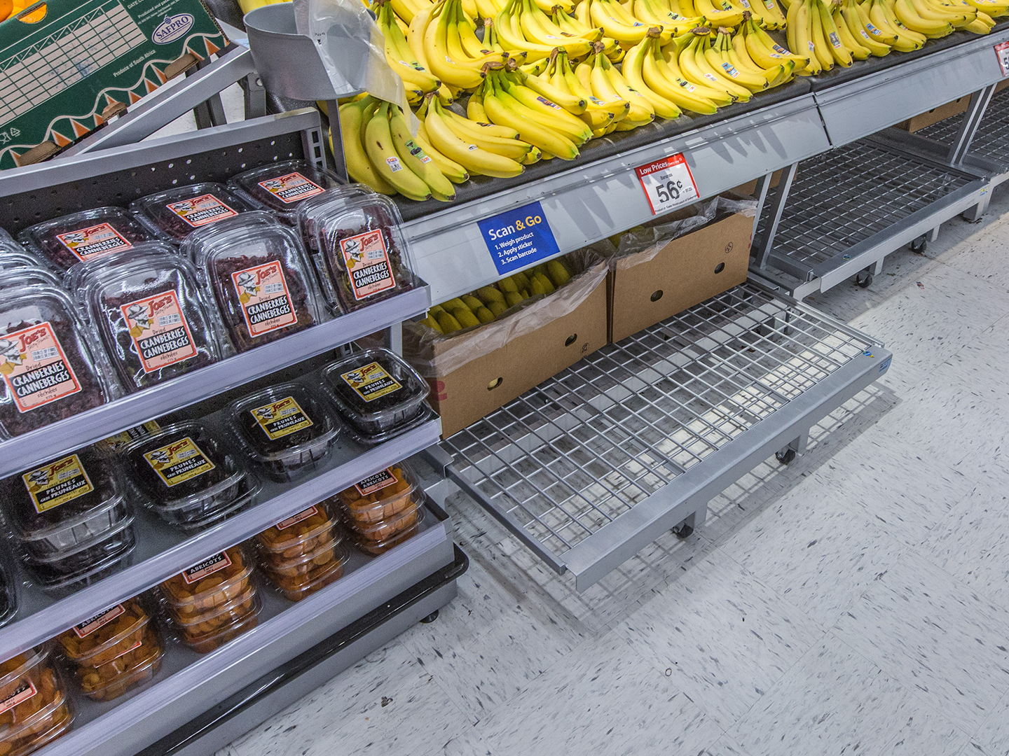 Walmart Store Design - Custom Produce Table With Slide-in Cages - Custom Produce Display