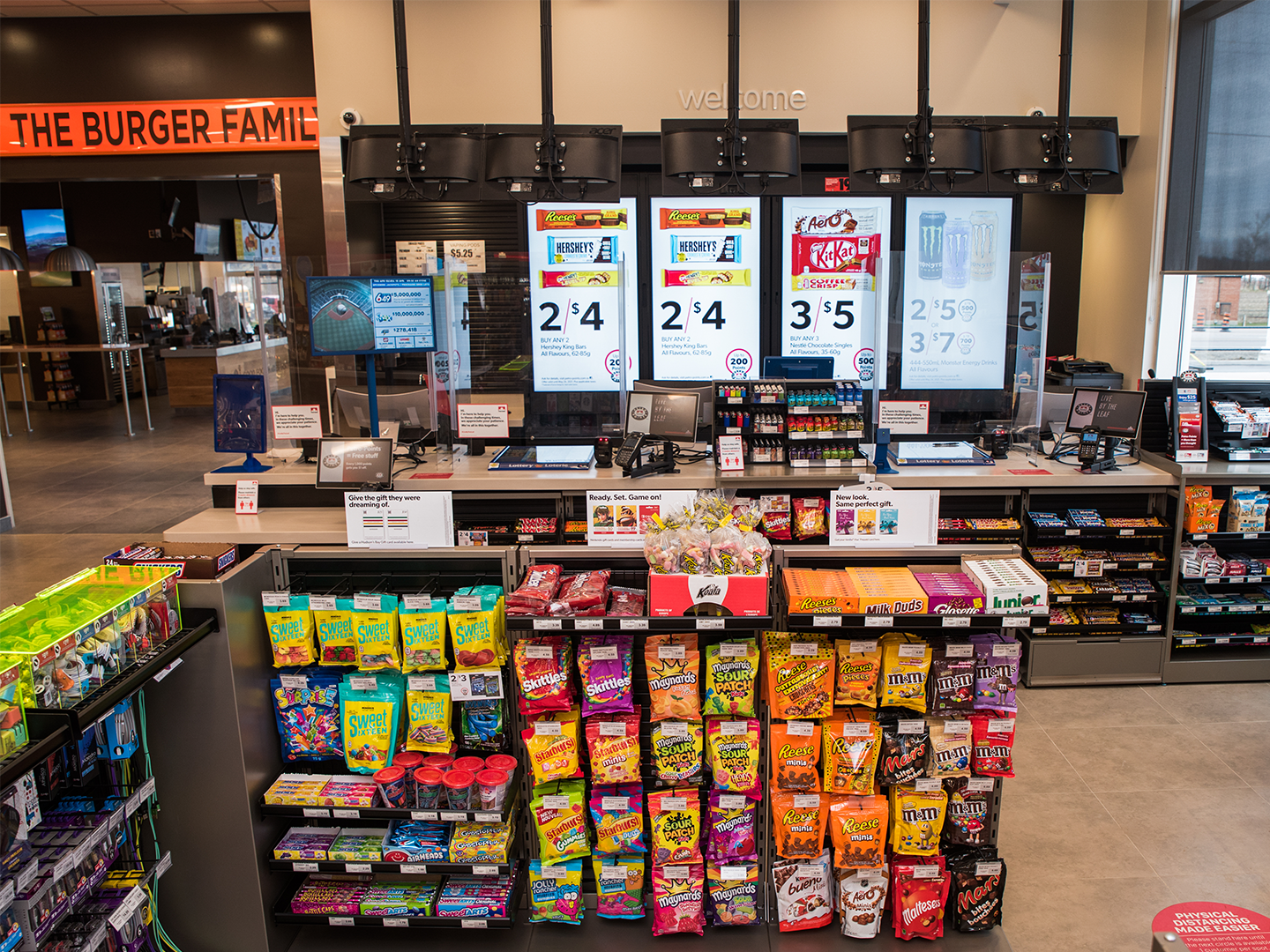 Petro Canada - Custom Merchandising Display - C-Store Display - Convenience Store Shelving - Smart Solution - Audimac