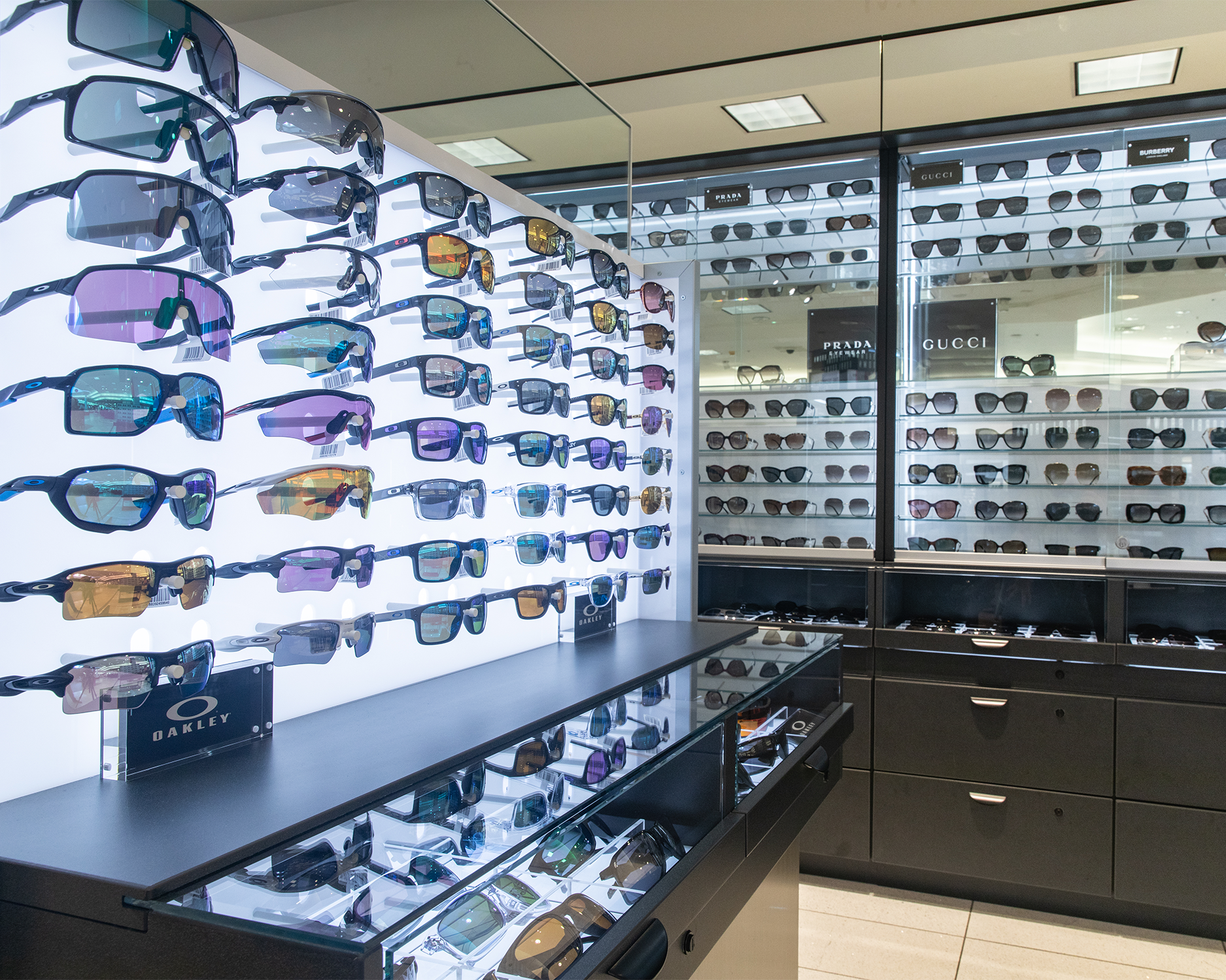 Custom Sunglasses Display Belk Store Design - Sunglasses Gondola Displays