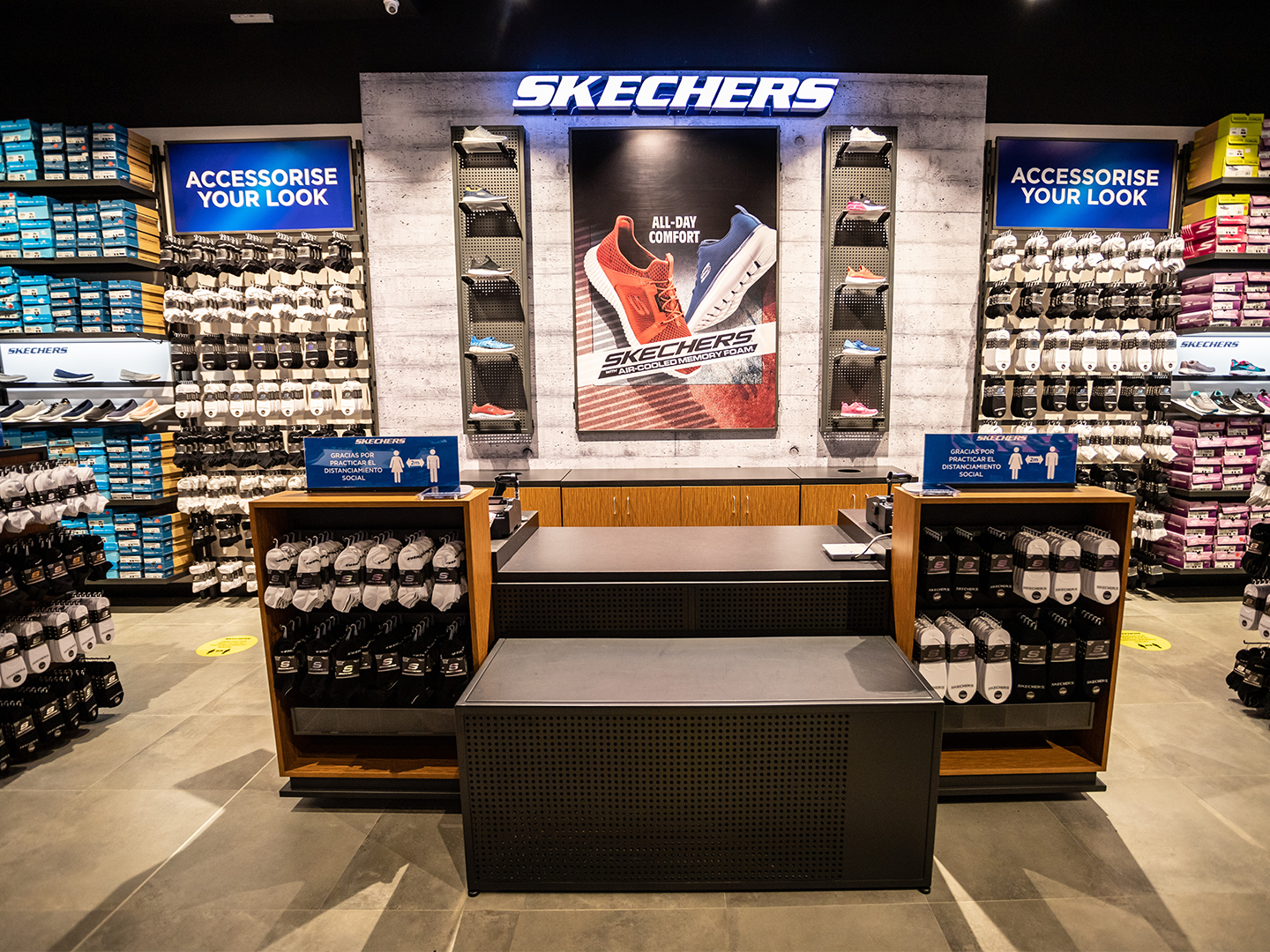 Skechers Store Design - Shoe Racks - Retail Shoe Display - Retail Fixtures - Custom Shoe Display