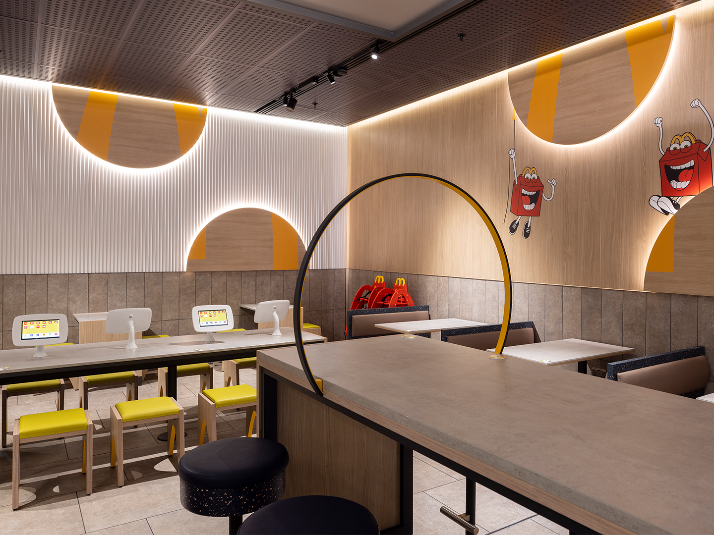 Restaurant Design - Custom Restaurant Furniture - McDonald's Luna - Custom Fixtures - Custom Furniture - Restaurant Industry